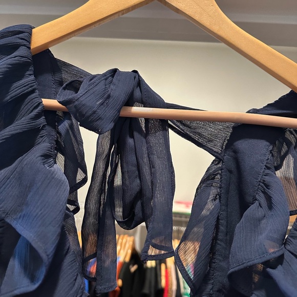 Banana republic - Elegant Navy Blue Ruffle Top - Picture 4 of 5